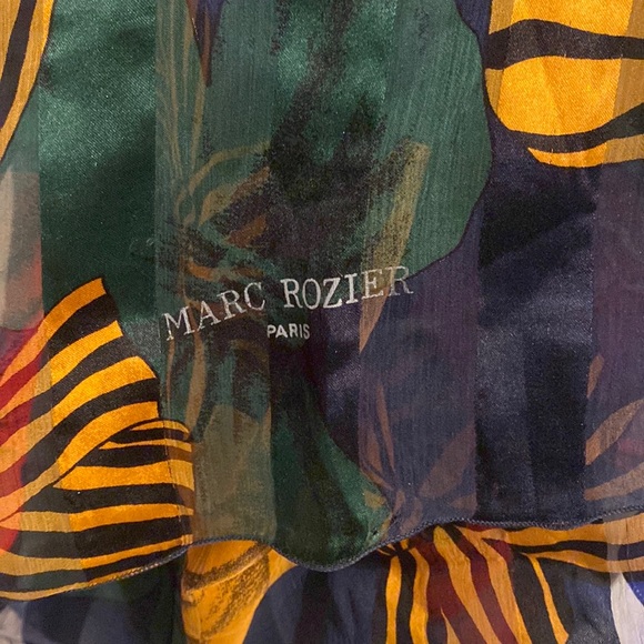 Marc Rozier Paris Bows square silk scarf - Picture 14 of 17